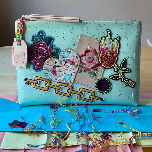 💐 CONSUELA MINTY LIMITED EDTION POUCH 💐 NWT 💐 - Picture 4 of 16